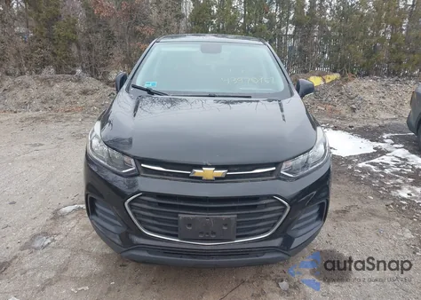 2018 Chevrolet Trax Ls z USA, uszkodzony, nr VIN 3GNCJNSB3JL206575